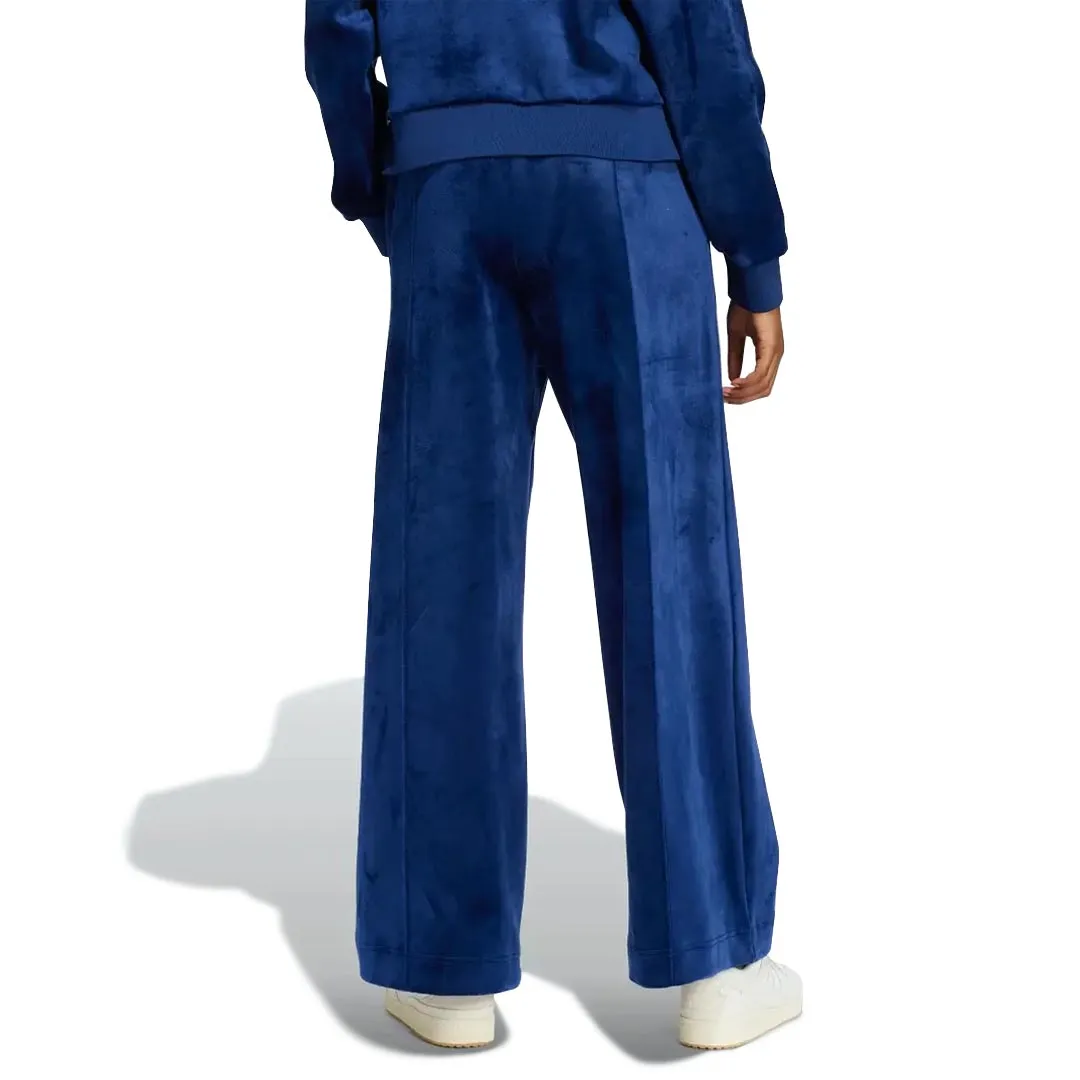 adidas - Women's Premium Essentials Velour Jogginghose (II8036)