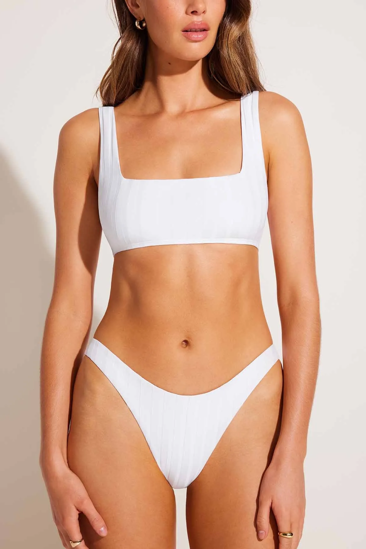 Kalifornische High-Leg-Bikini-Unterhose