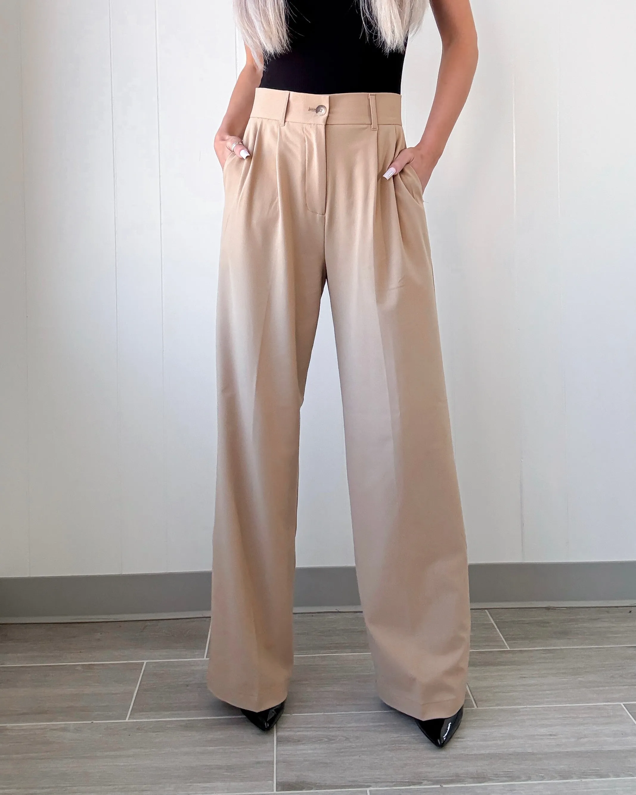 High Society Plissierte Weite Hosen - Khaki