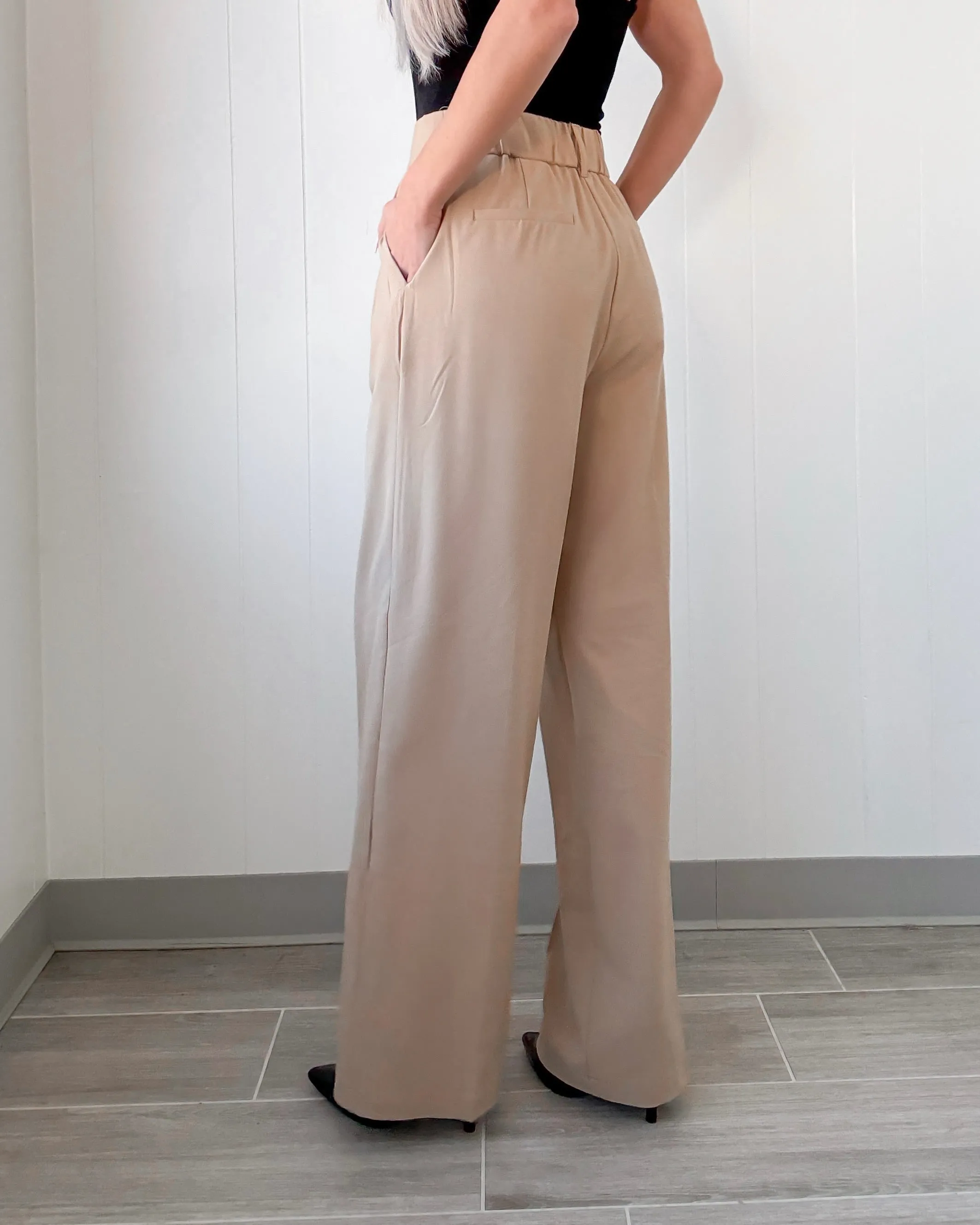 High Society Plissierte Weite Hosen - Khaki