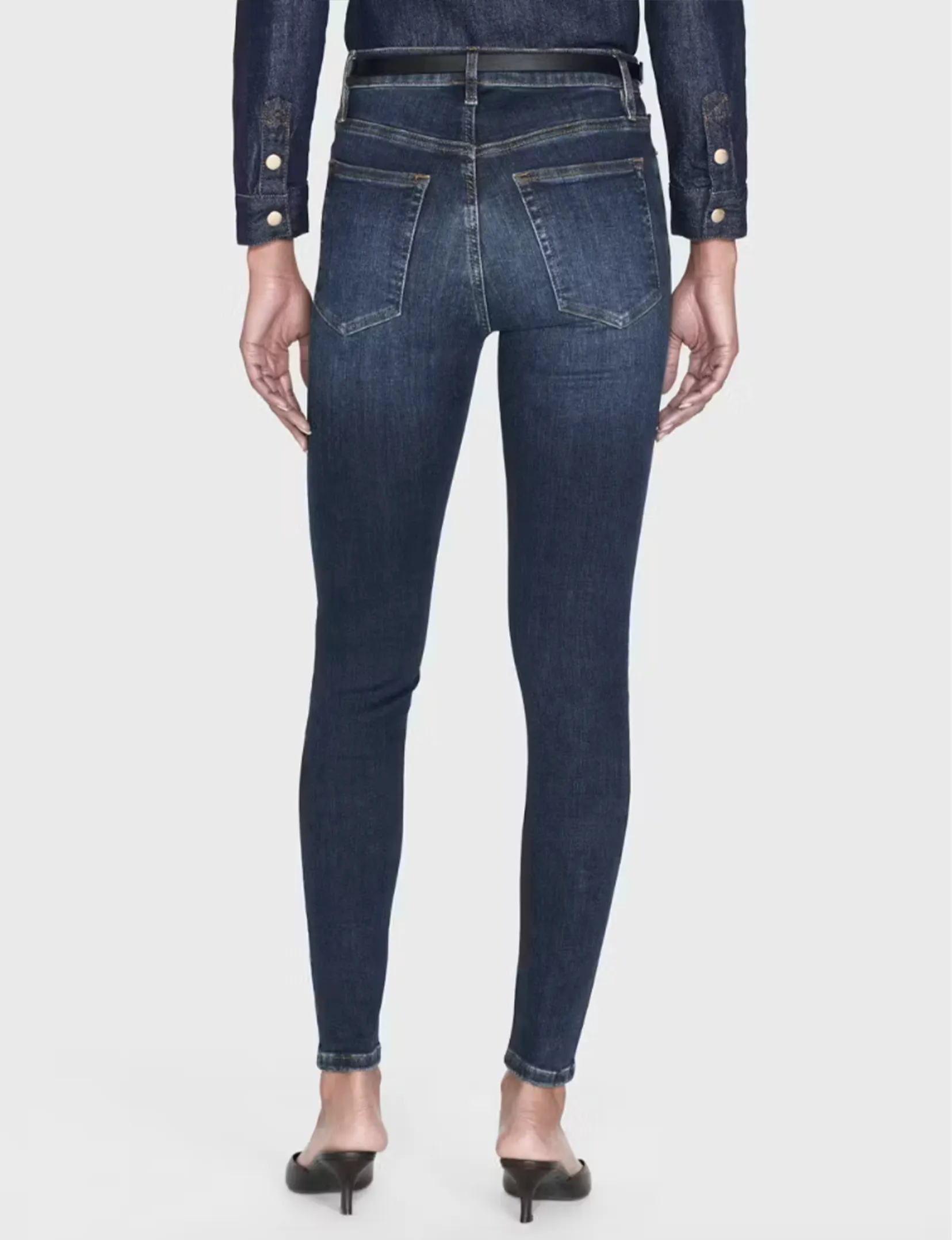 Le High Skinny, Moonflower Kleidungsrahmen