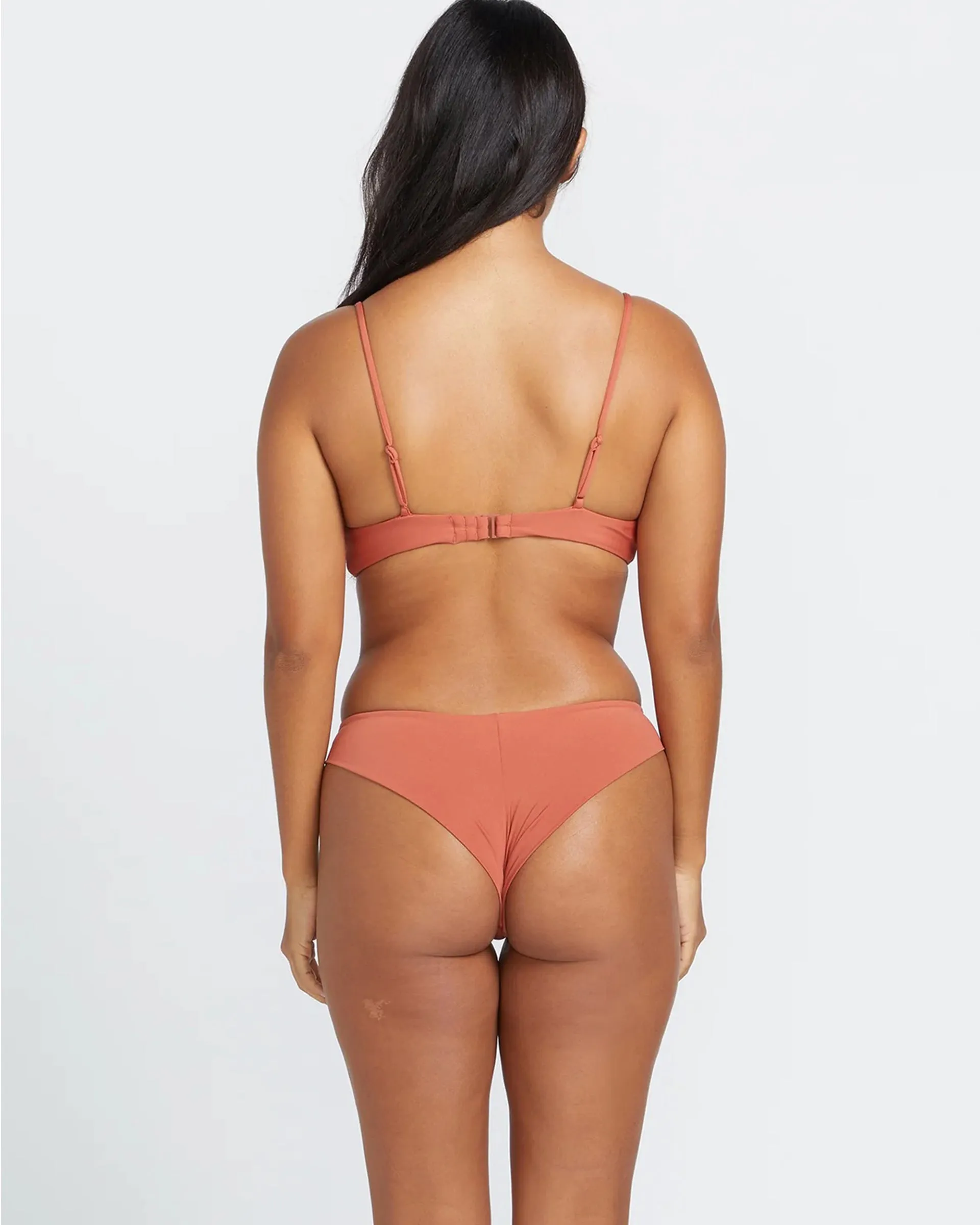 Einfach Nahtloser Cheekini-Bikini-Boden
