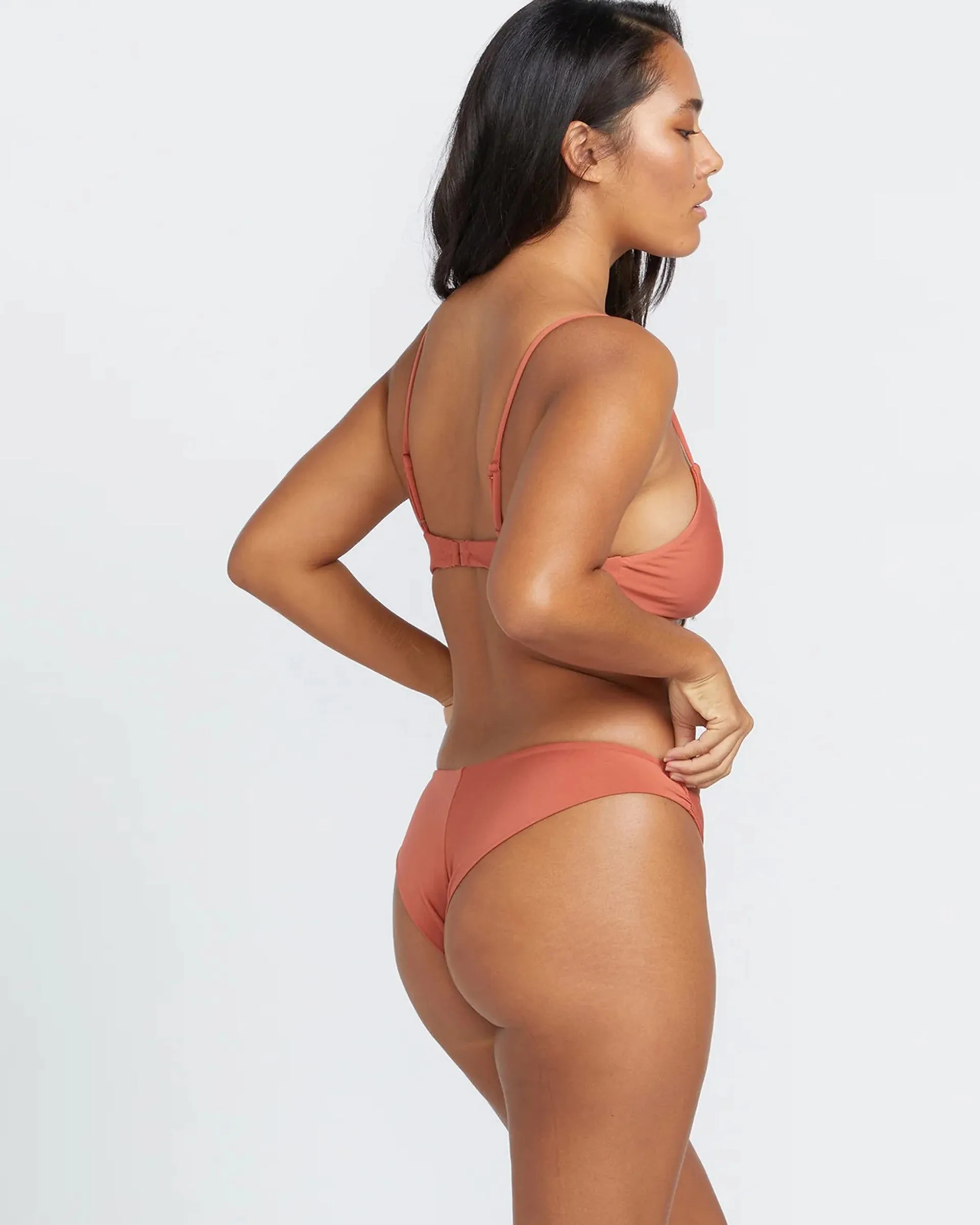 Einfach Nahtloser Cheekini-Bikini-Boden
