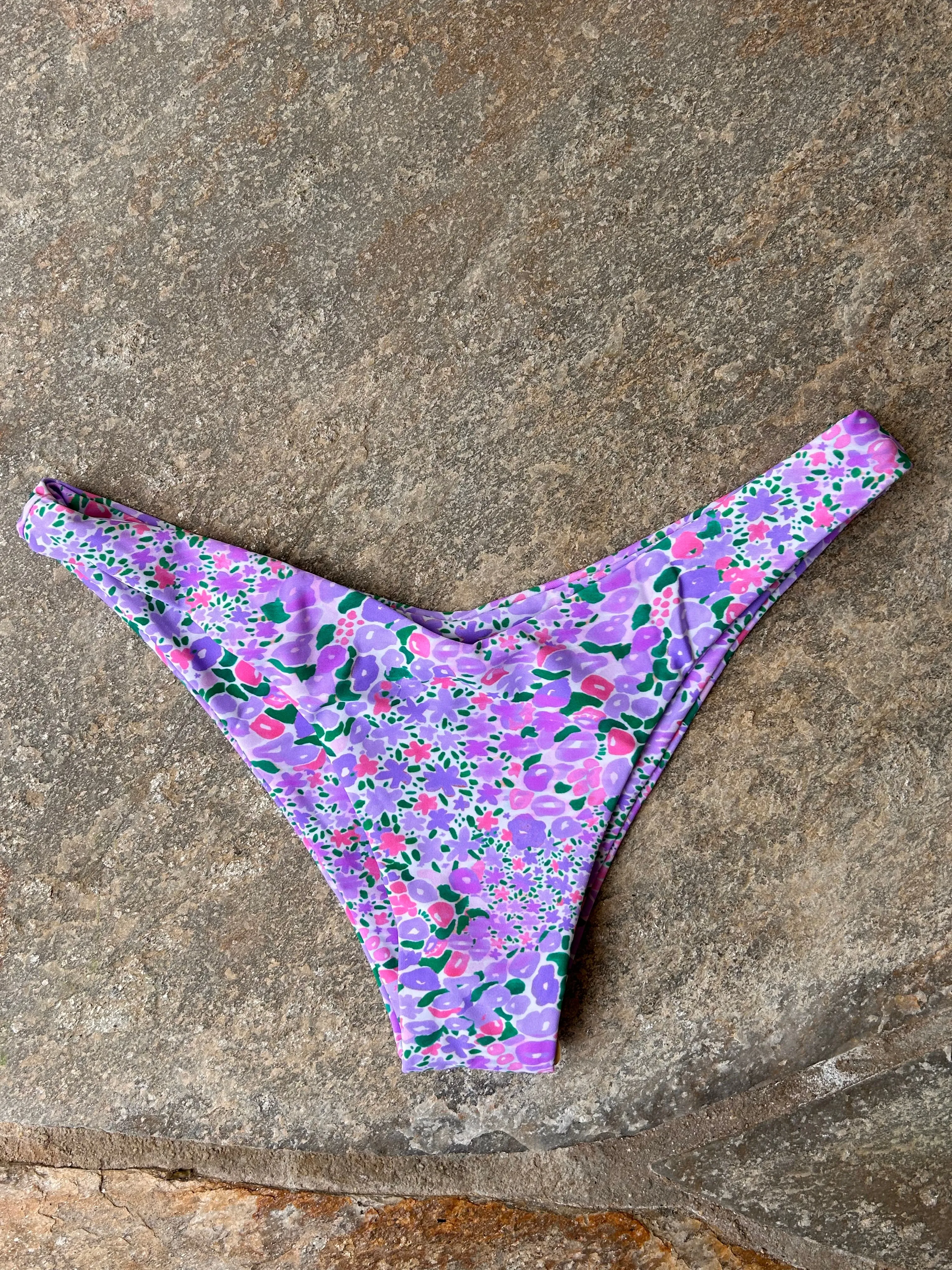 Summer Love1 Freches V-Bikini-Höschen