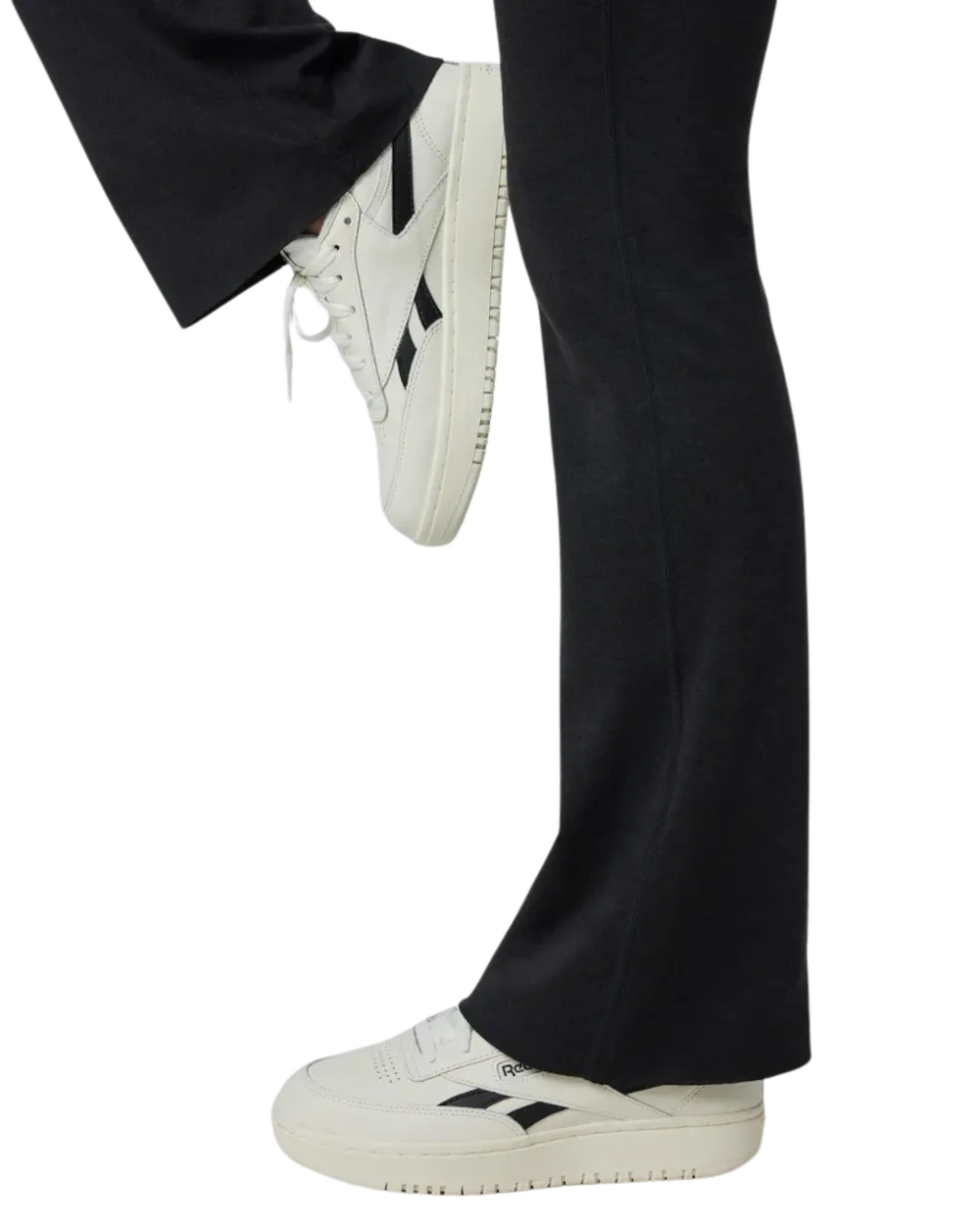 Vuori Kleidung Halo Slim Flare Hose in Schwarz Heather