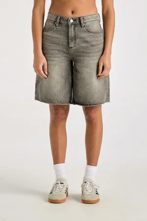 Wrangler Kleidung Mid Farrah Short | Silber/Dollar
